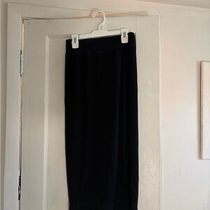 Chic Black Midi Skirt for Women